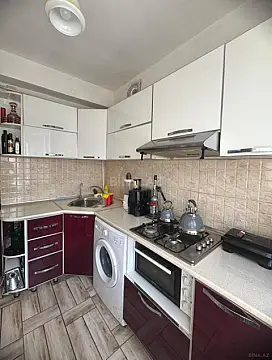 Satılır 2 otaqlı mənzil 47 m²