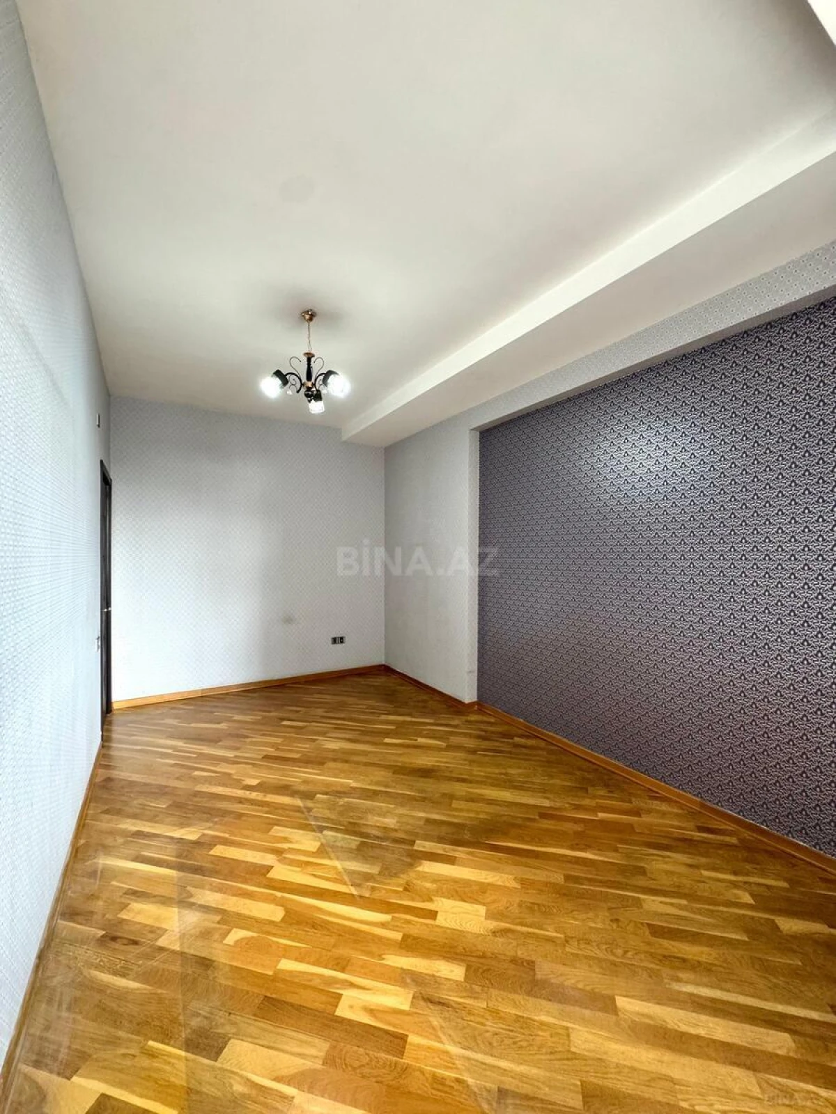 Satılır 3 otaqlı mənzil 103 m²