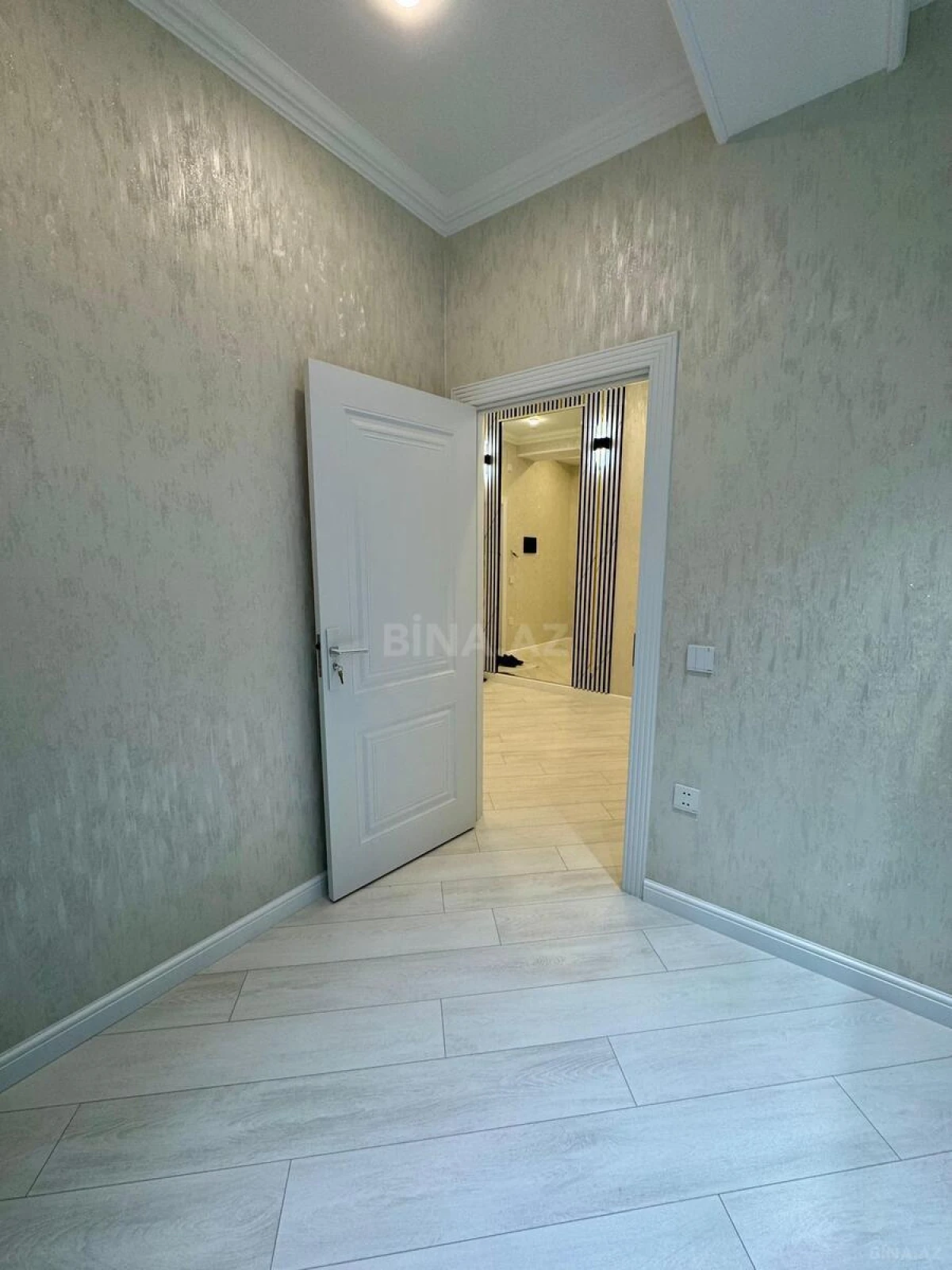 Satılır 3 otaqlı mənzil 83 m²