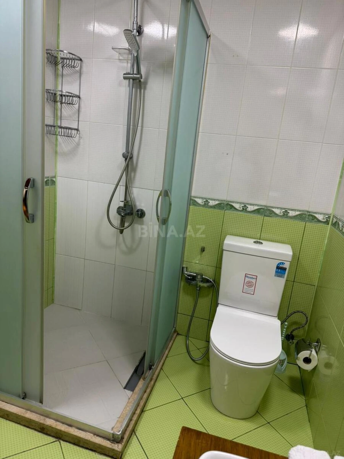 Satılır 3 otaqlı mənzil 140 m²