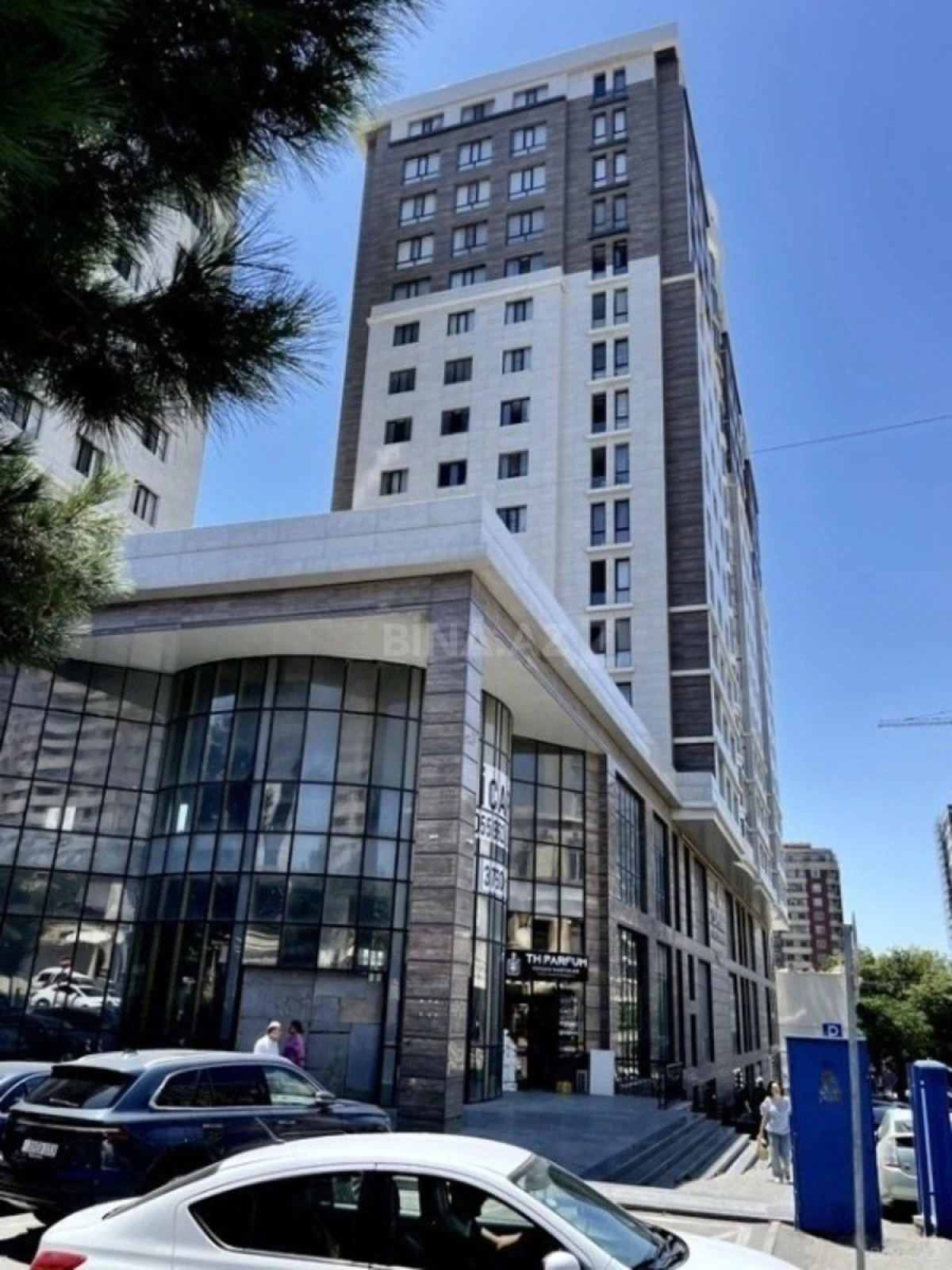 Satılır 3 otaqlı mənzil 114 m²