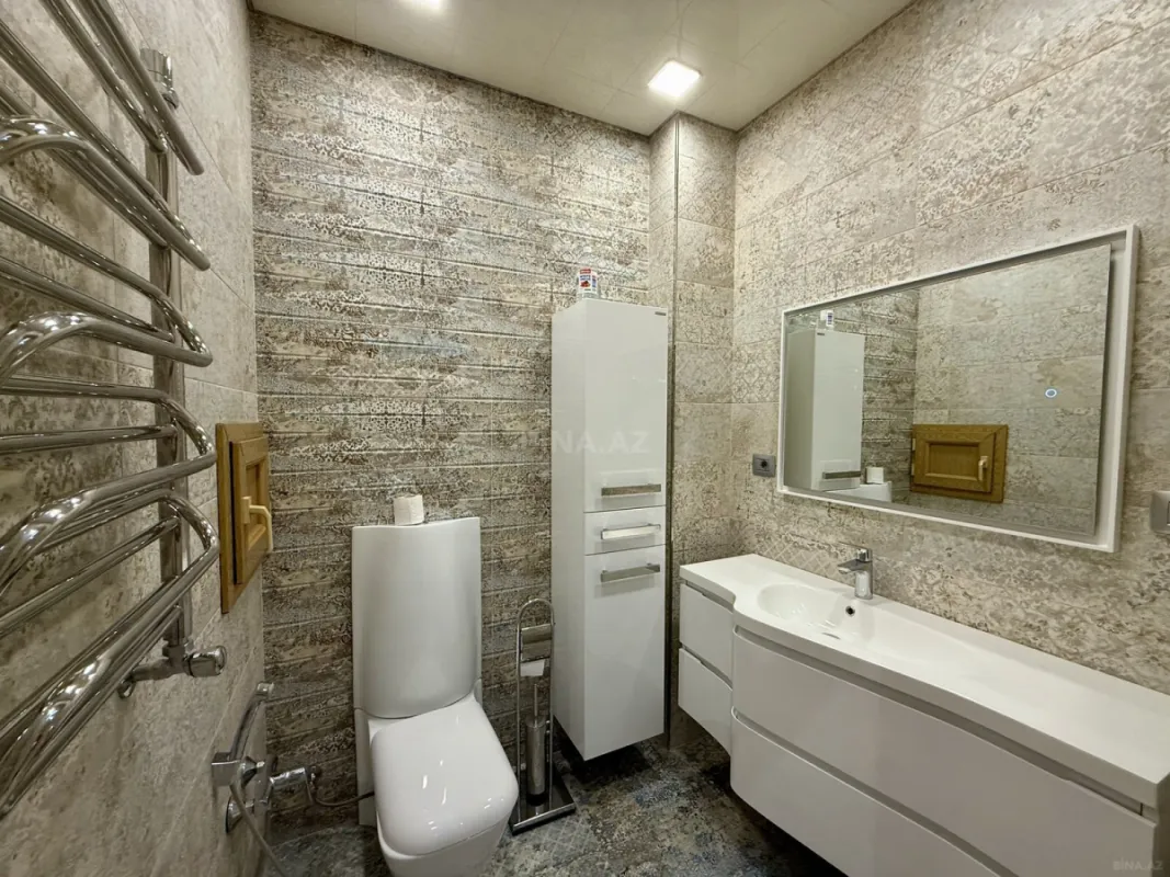 Satılır 3 otaqlı mənzil 167 m²