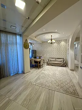 Satılır 3 otaqlı mənzil 167 m²