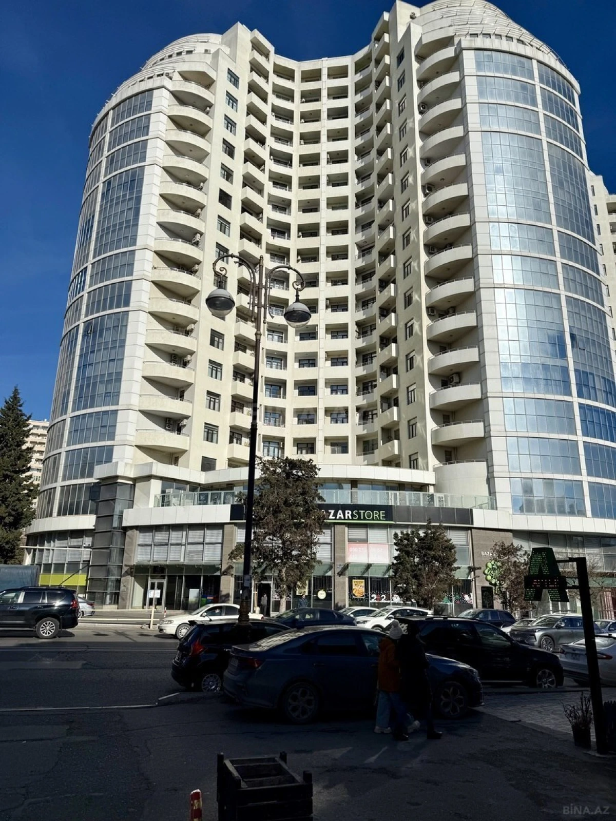 Satılır 3 otaqlı mənzil 167 m²
