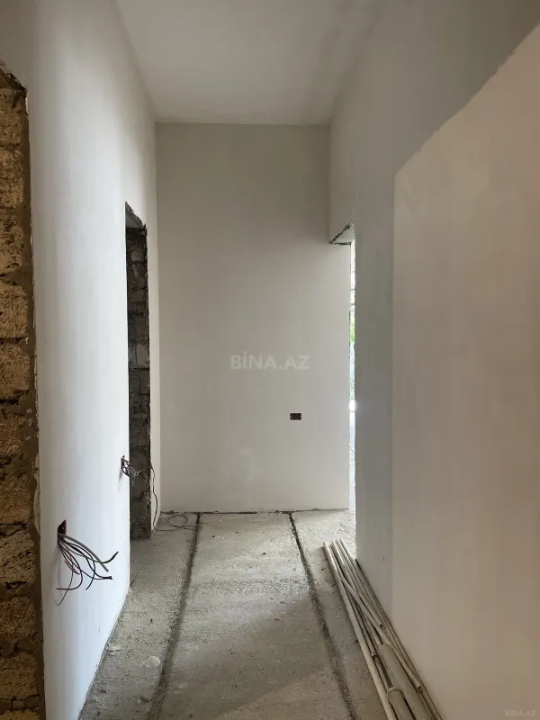 Satılır 5 otaqlı həyət evi 208 m²