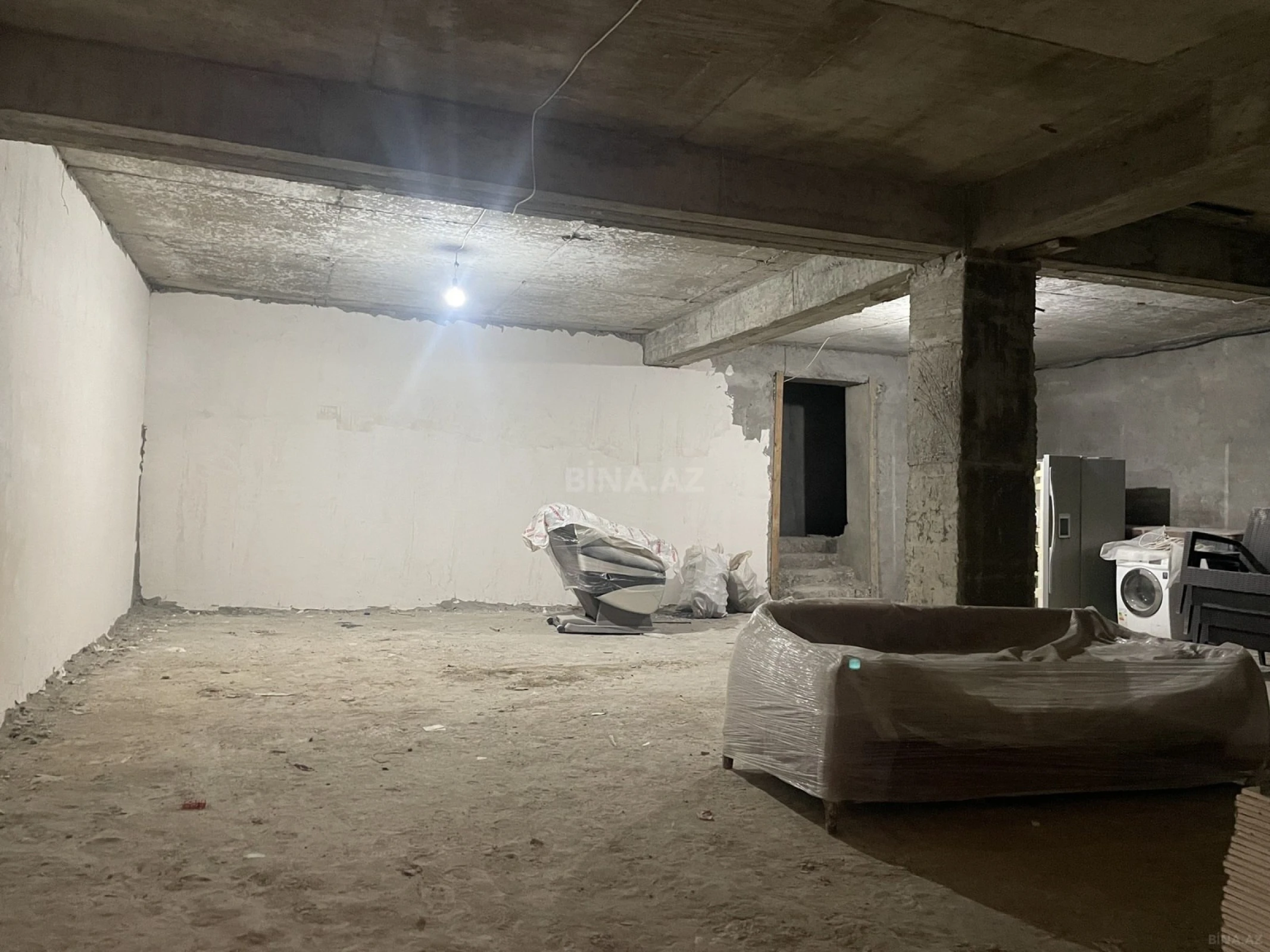 Satılır 5 otaqlı həyət evi 208 m²