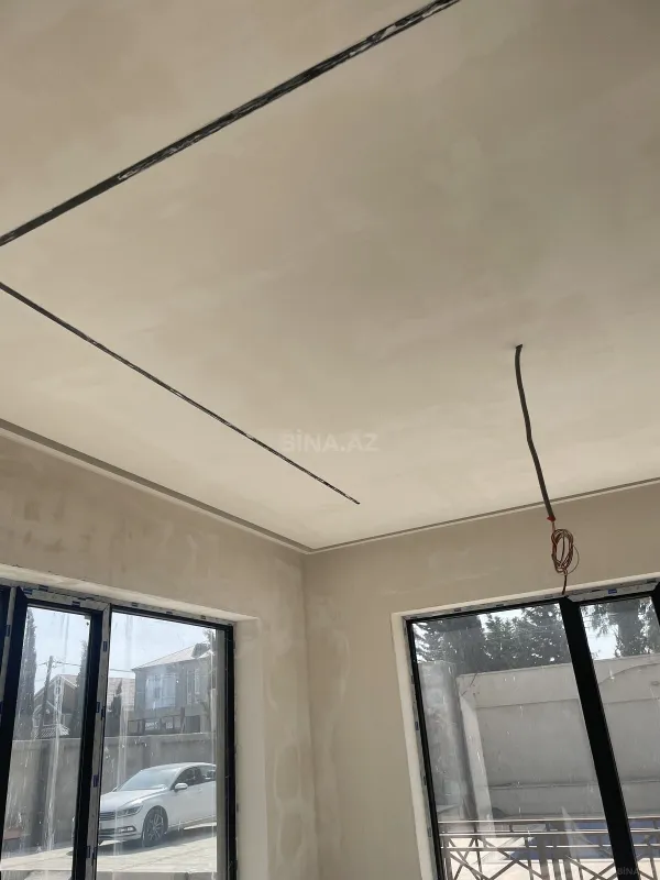 Satılır 5 otaqlı həyət evi 208 m²