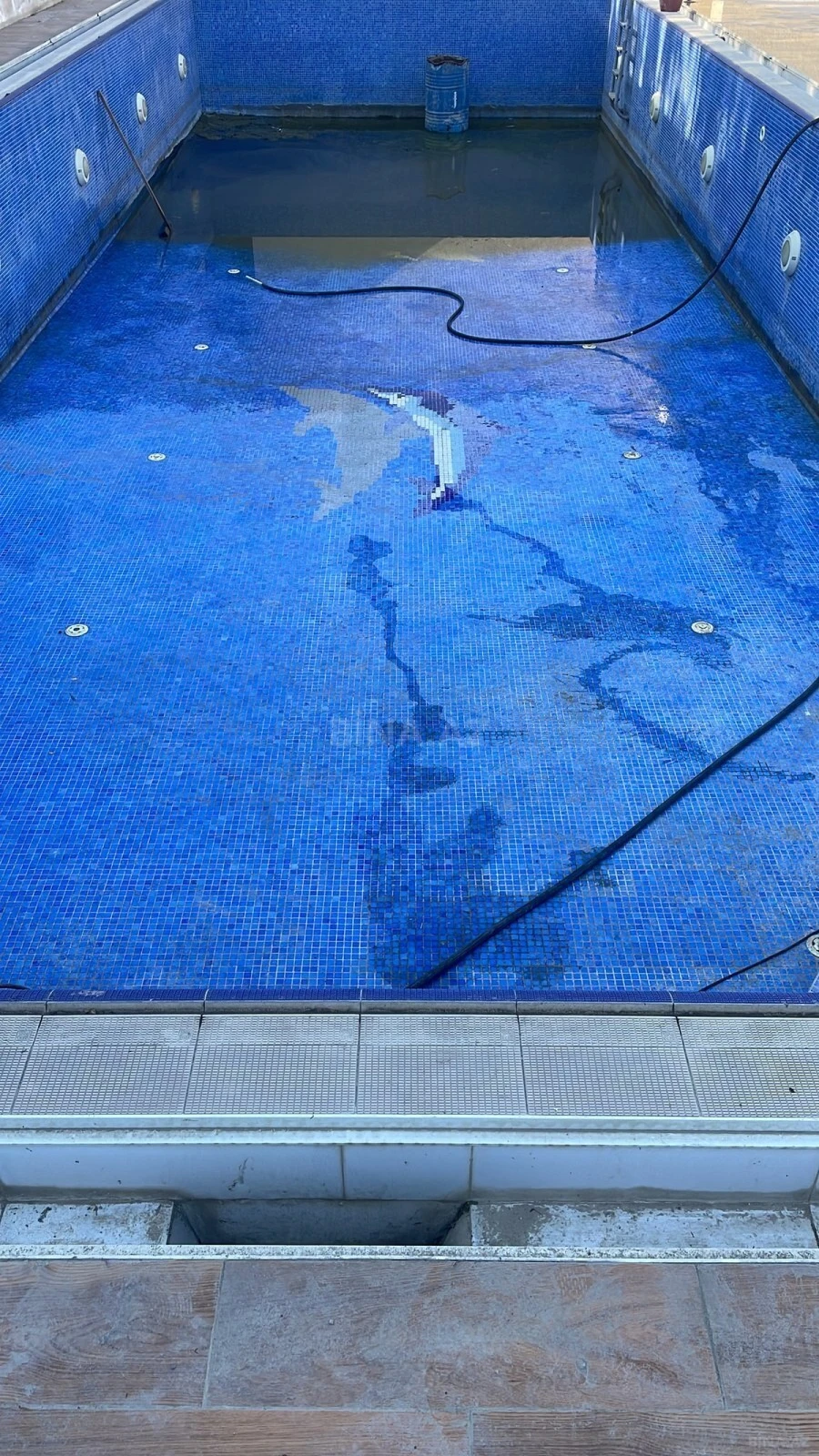 Satılır 5 otaqlı həyət evi 208 m²