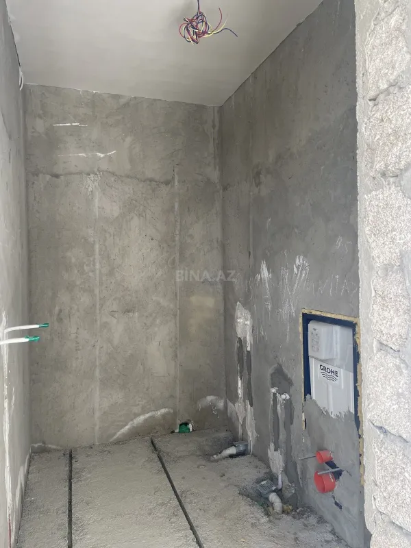 Satılır 5 otaqlı həyət evi 208 m²