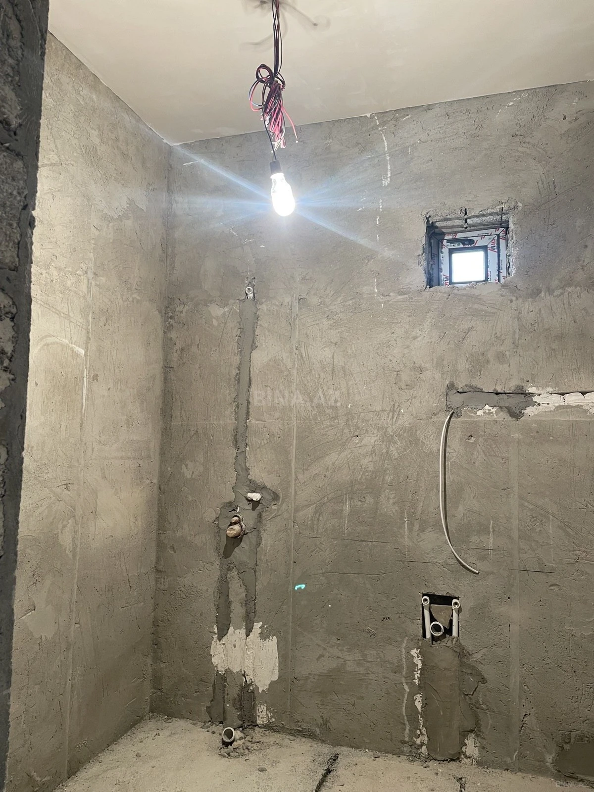 Satılır 5 otaqlı həyət evi 208 m²