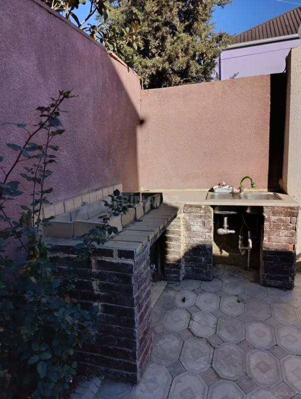 Satılır 4 otaqlı həyət evi 120 m²