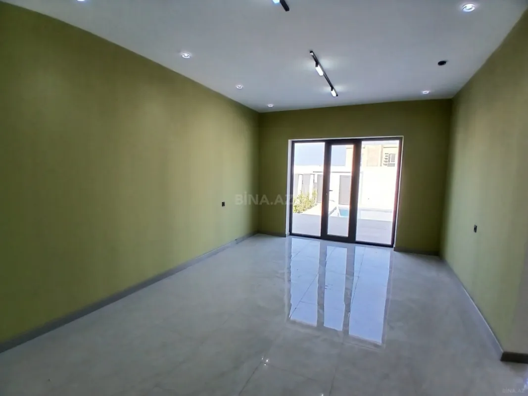 Satılır 5 otaqlı həyət evi 155 m²