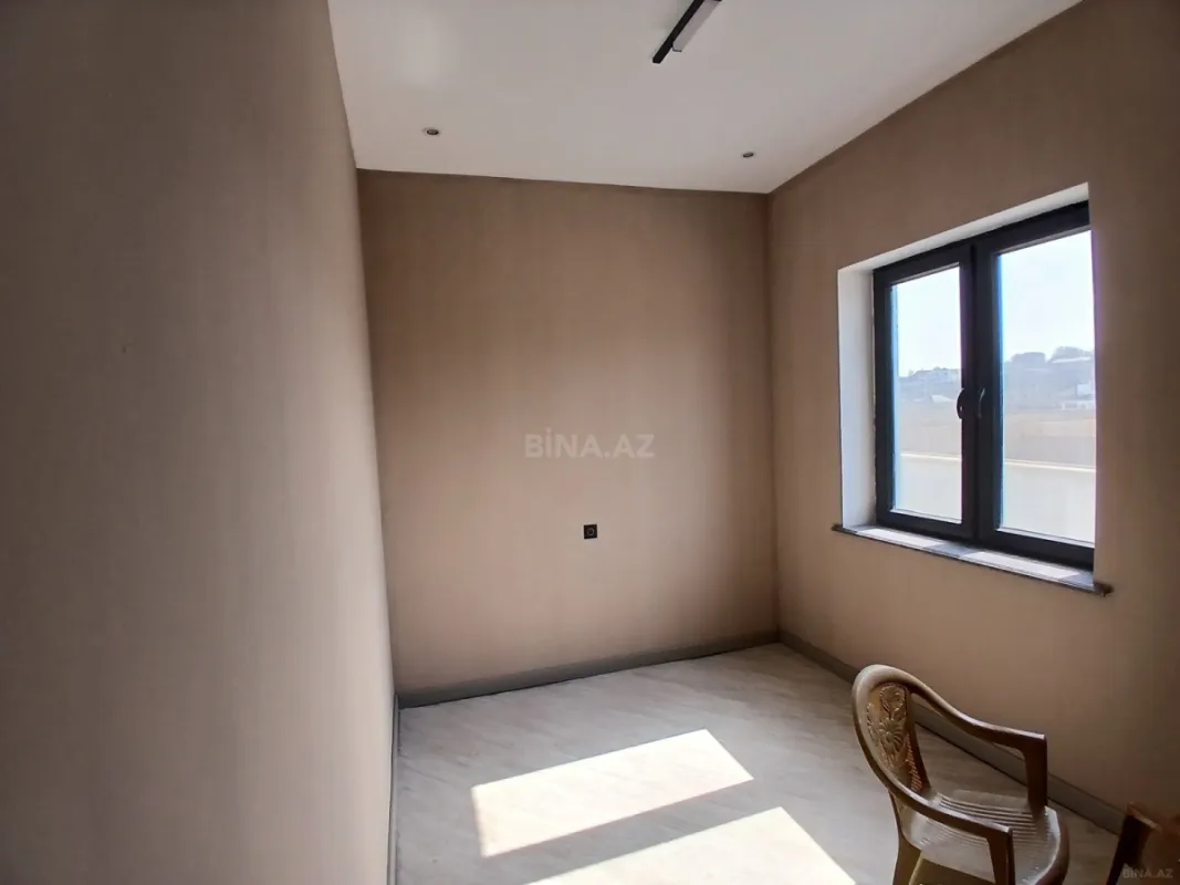 Satılır 5 otaqlı həyət evi 155 m²