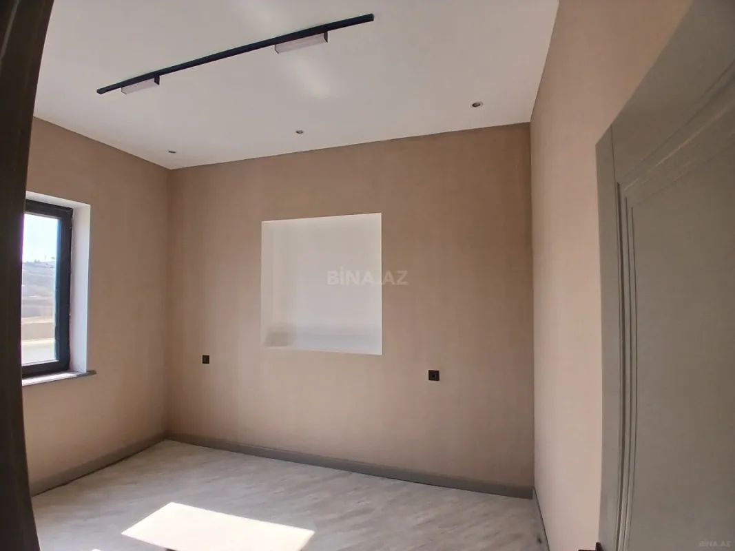 Satılır 5 otaqlı həyət evi 155 m²