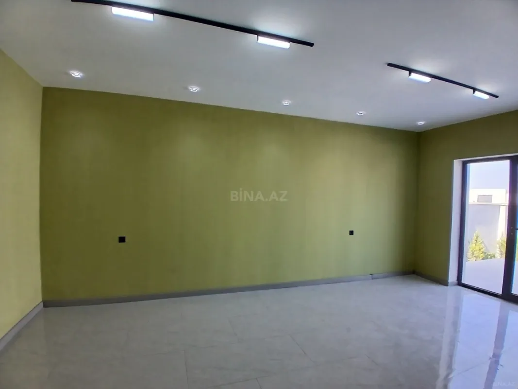 Satılır 5 otaqlı həyət evi 155 m²