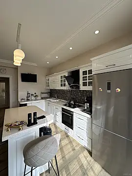 Satılır 3 otaqlı mənzil 150 m²