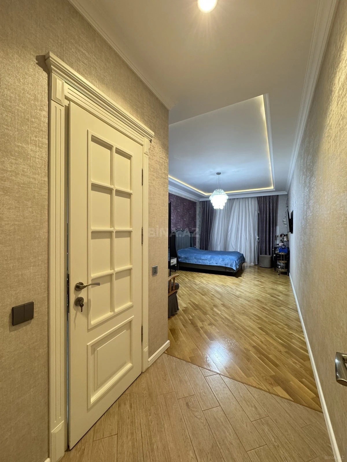Satılır 3 otaqlı mənzil 150 m²