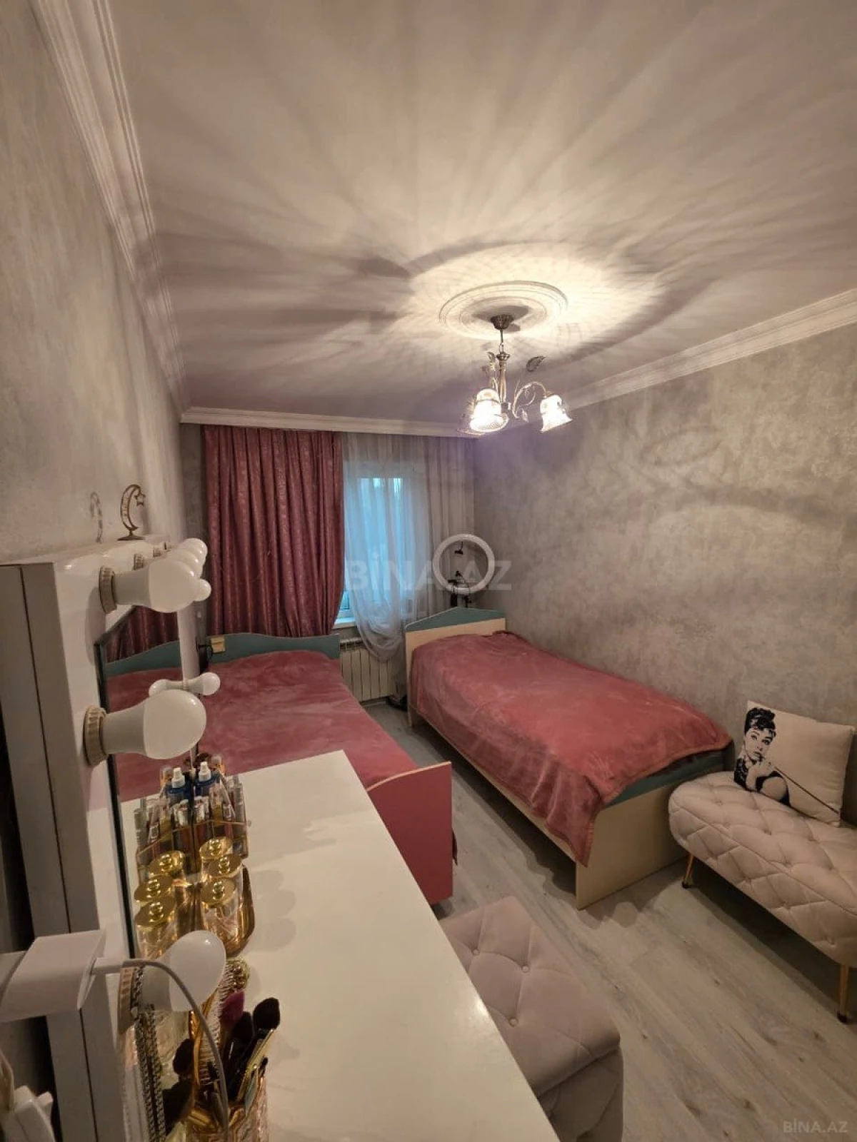 Satılır 2 otaqlı mənzil 55 m²