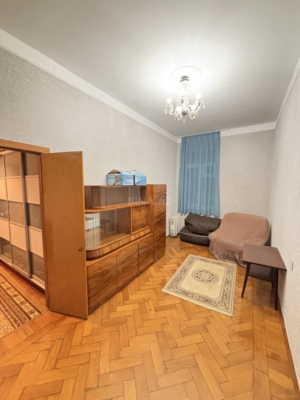 Kirayə verilir 3 otaqlı mənzil 100 m²