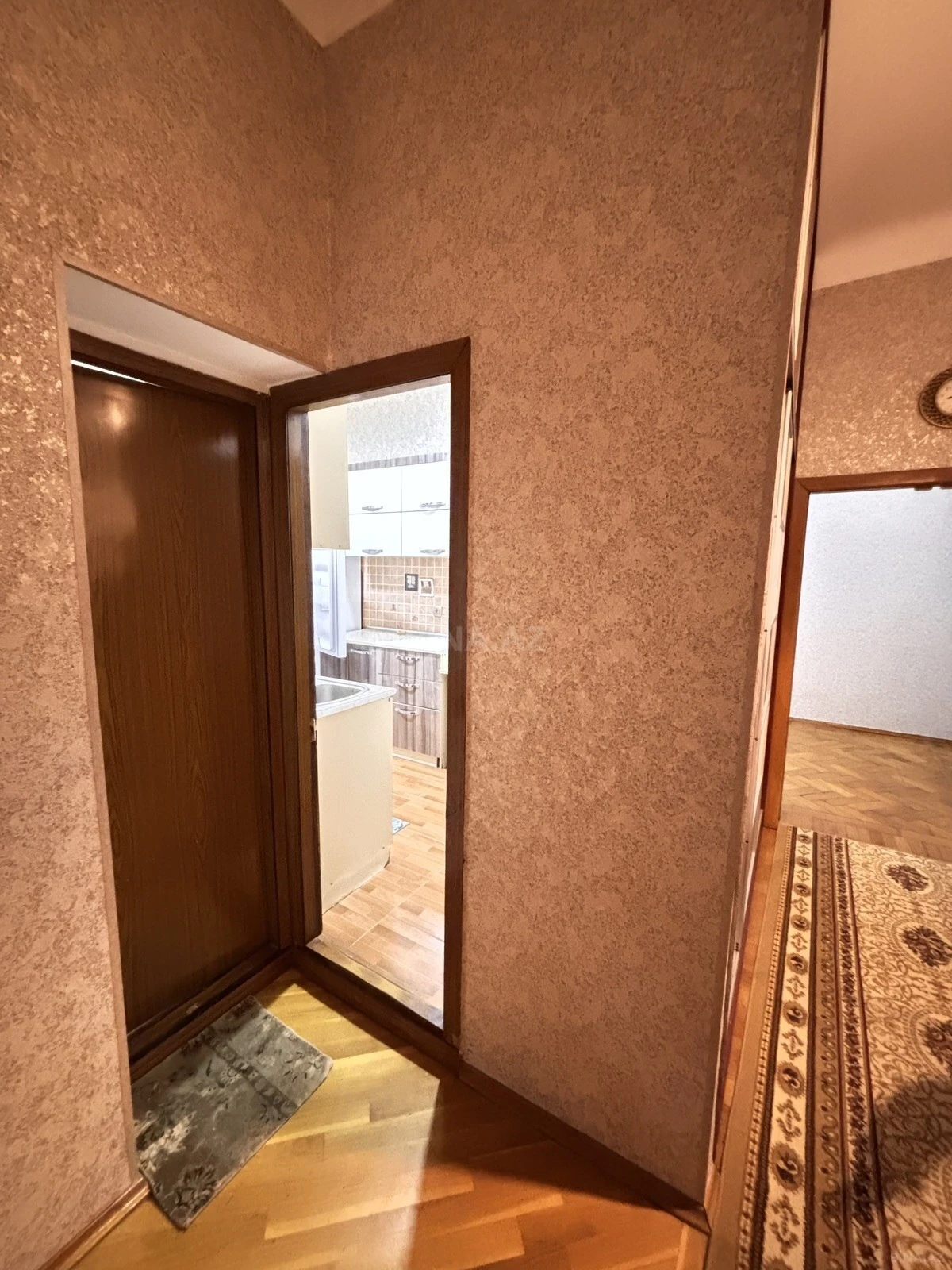 Kirayə verilir 3 otaqlı mənzil 100 m²