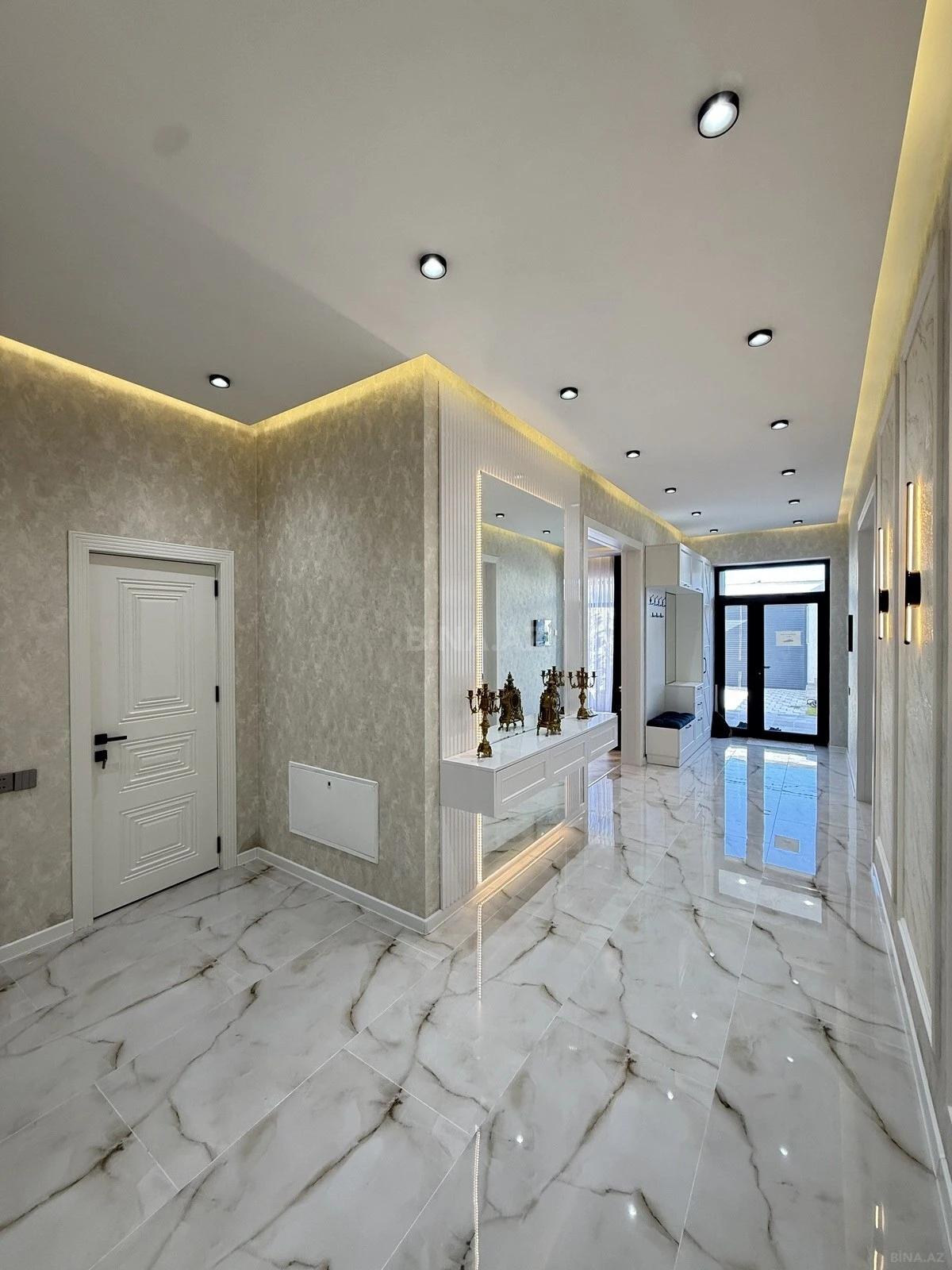 Satılır 4 otaqlı həyət evi 160 m²