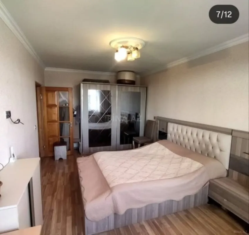 Satılır 3 otaqlı mənzil 82 m²