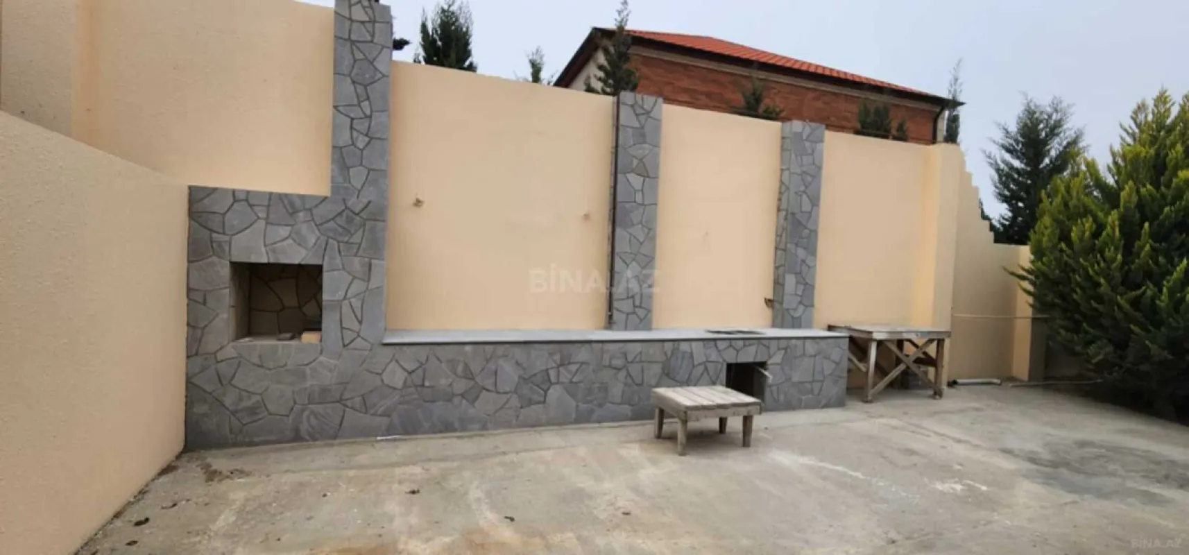 Satılır 4 otaqlı həyət evi 200 m²