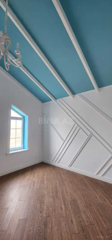 Satılır 4 otaqlı həyət evi 200 m²