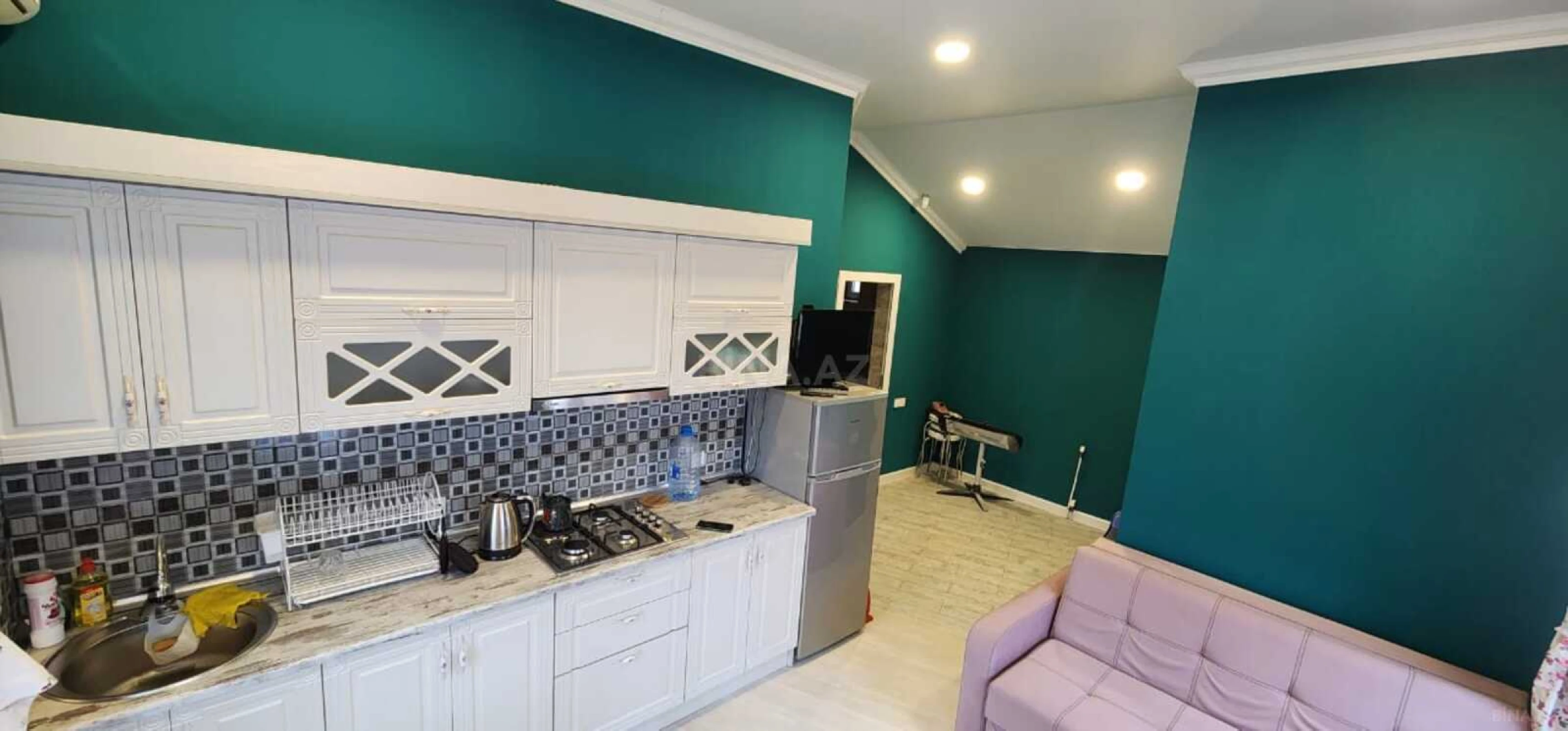 Satılır 4 otaqlı həyət evi 200 m²