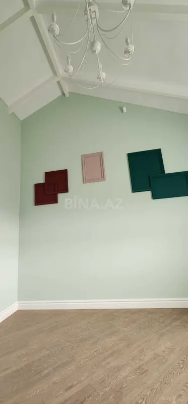 Satılır 4 otaqlı həyət evi 200 m²