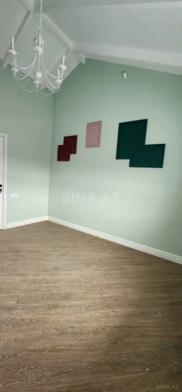 Satılır 4 otaqlı həyət evi 200 m²