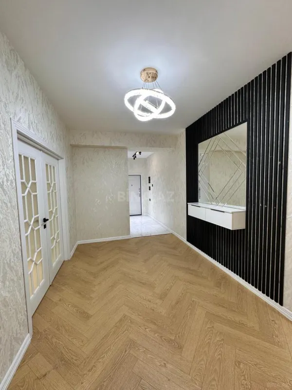 Satılır 2 otaqlı mənzil 89 m²