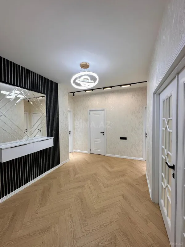 Satılır 2 otaqlı mənzil 89 m²