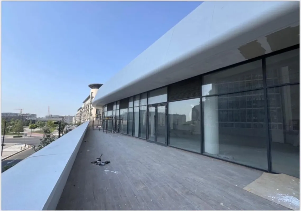 Kirayə verilir obyekt 1328 m²