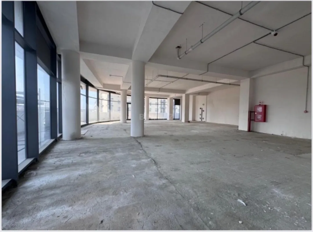 Kirayə verilir obyekt 1328 m²