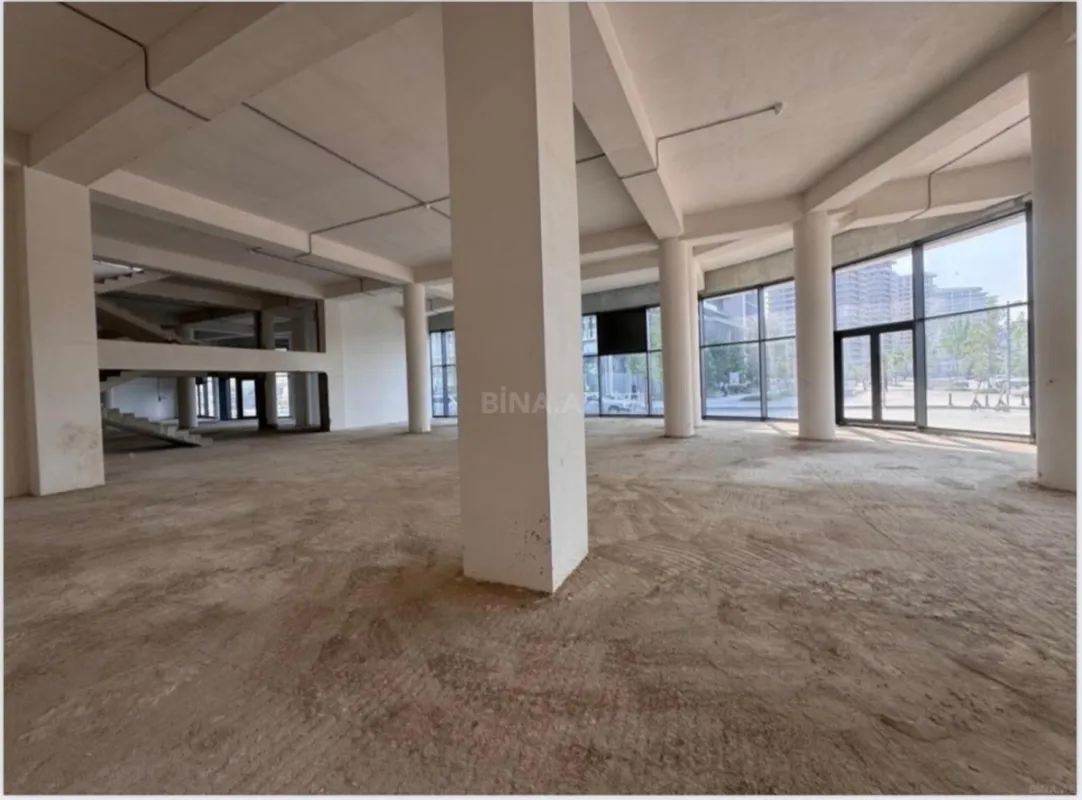 Kirayə verilir obyekt 1328 m²