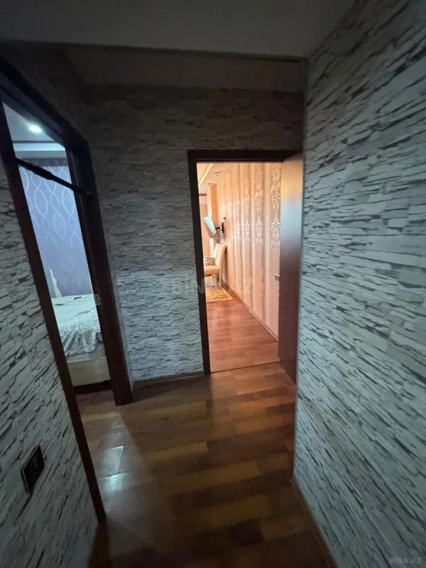 Satılır 3 otaqlı mənzil 82 m²