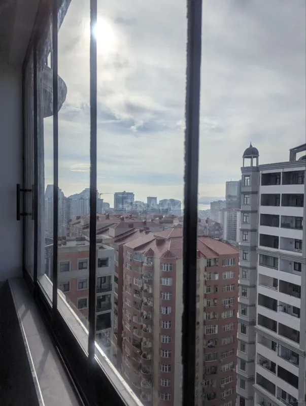 Satılır 2 otaqlı mənzil 70 m²