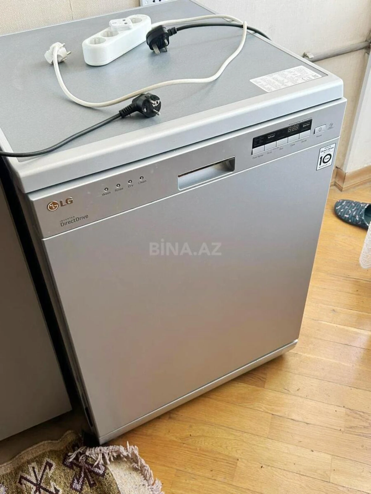 Kirayə verilir 2 otaqlı mənzil 80 m²