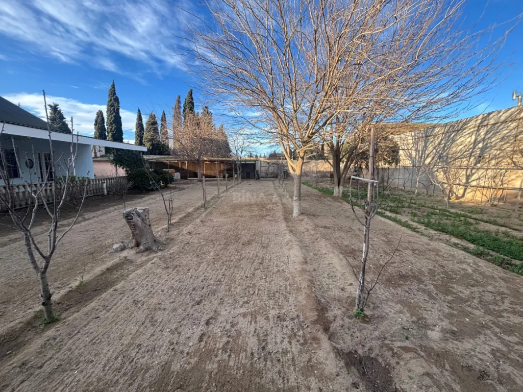 Satılır torpaq sahəsi 12 m²