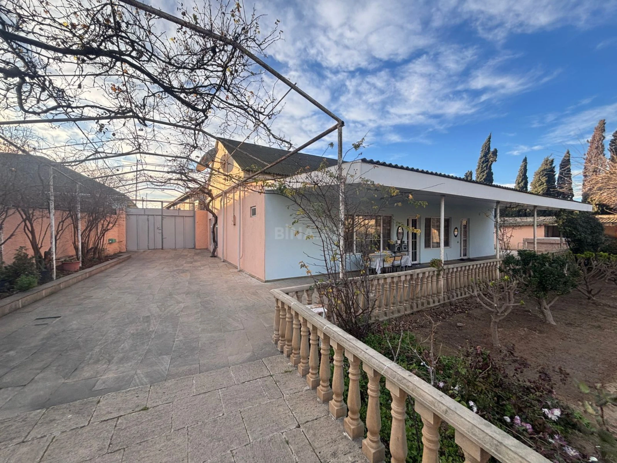 Satılır torpaq sahəsi 12 m²