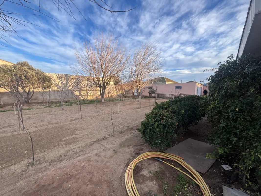 Satılır torpaq sahəsi 12 m²