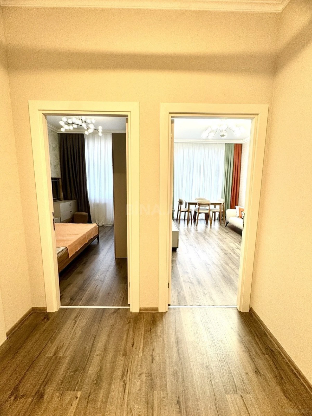 Kirayə verilir 2 otaqlı mənzil 52 m²