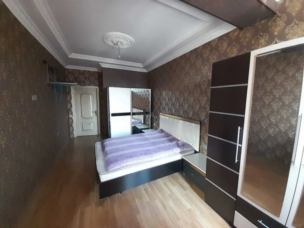 Kirayə verilir 2 otaqlı mənzil 80 m²