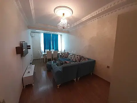 Kirayə verilir 2 otaqlı mənzil 80 m²
