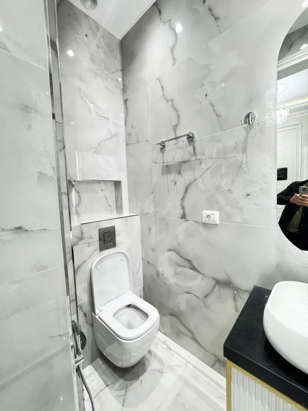 Kirayə verilir 3 otaqlı mənzil 135 m²