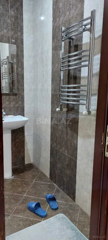 Satılır 2 otaqlı mənzil 91 m²