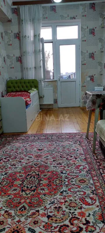 Satılır 2 otaqlı mənzil 91 m²