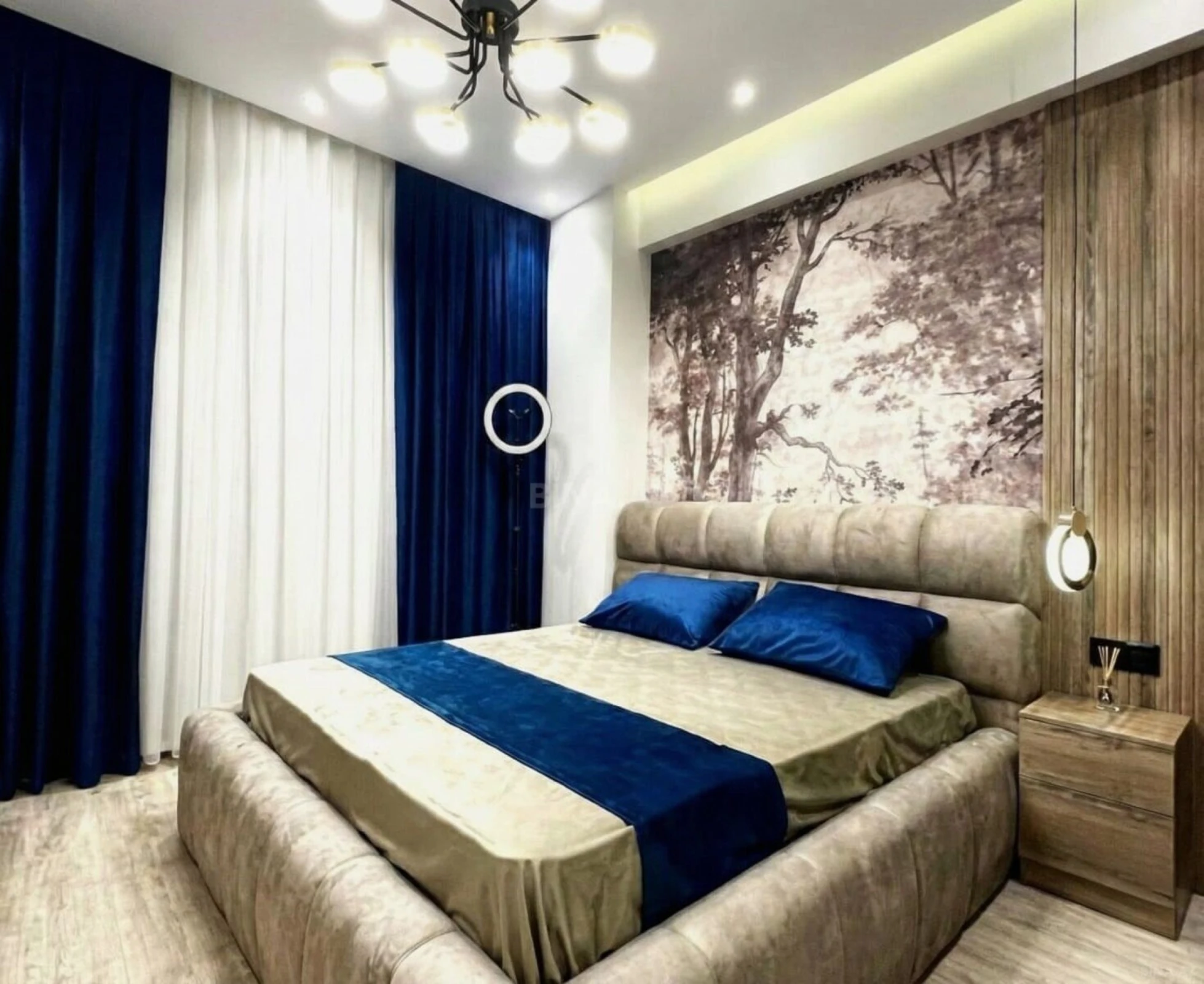 Satılır 2 otaqlı mənzil 70 m²