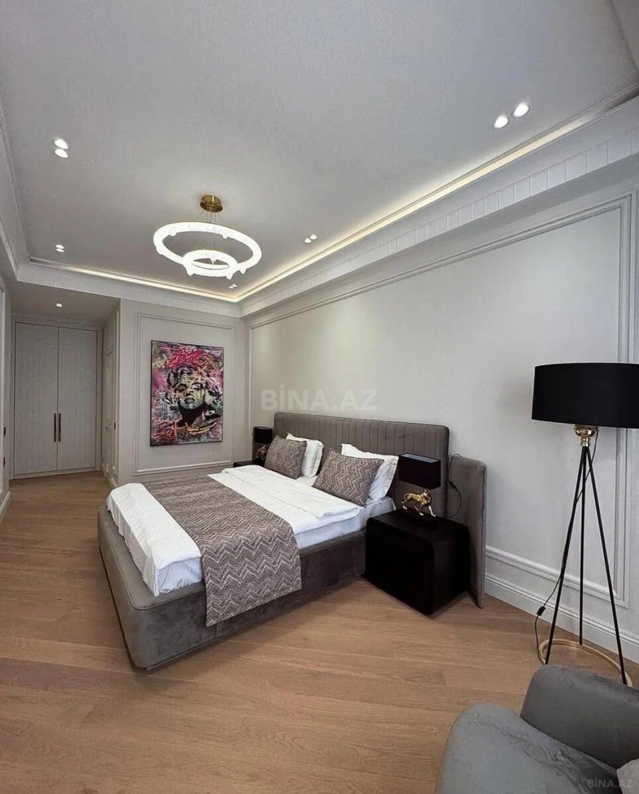 Kirayə verilir 2 otaqlı mənzil 80 m²